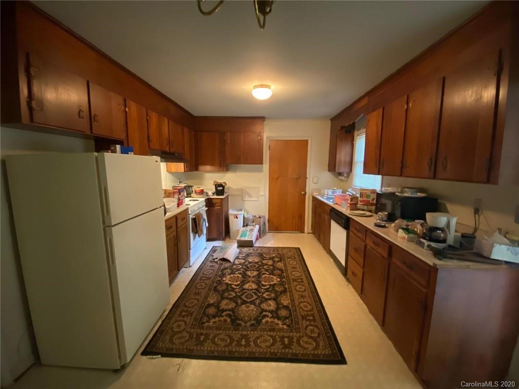 2935 Spring Valley Road Charlotte, NC 28210 - Photo 8 of 31 Gallery Image 8