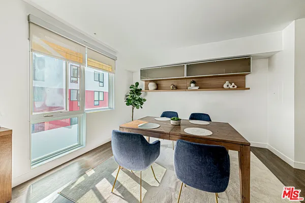 $2,700 | 1234 Wilshire Boulevard, Unit 321, Los Angeles, CA 90017