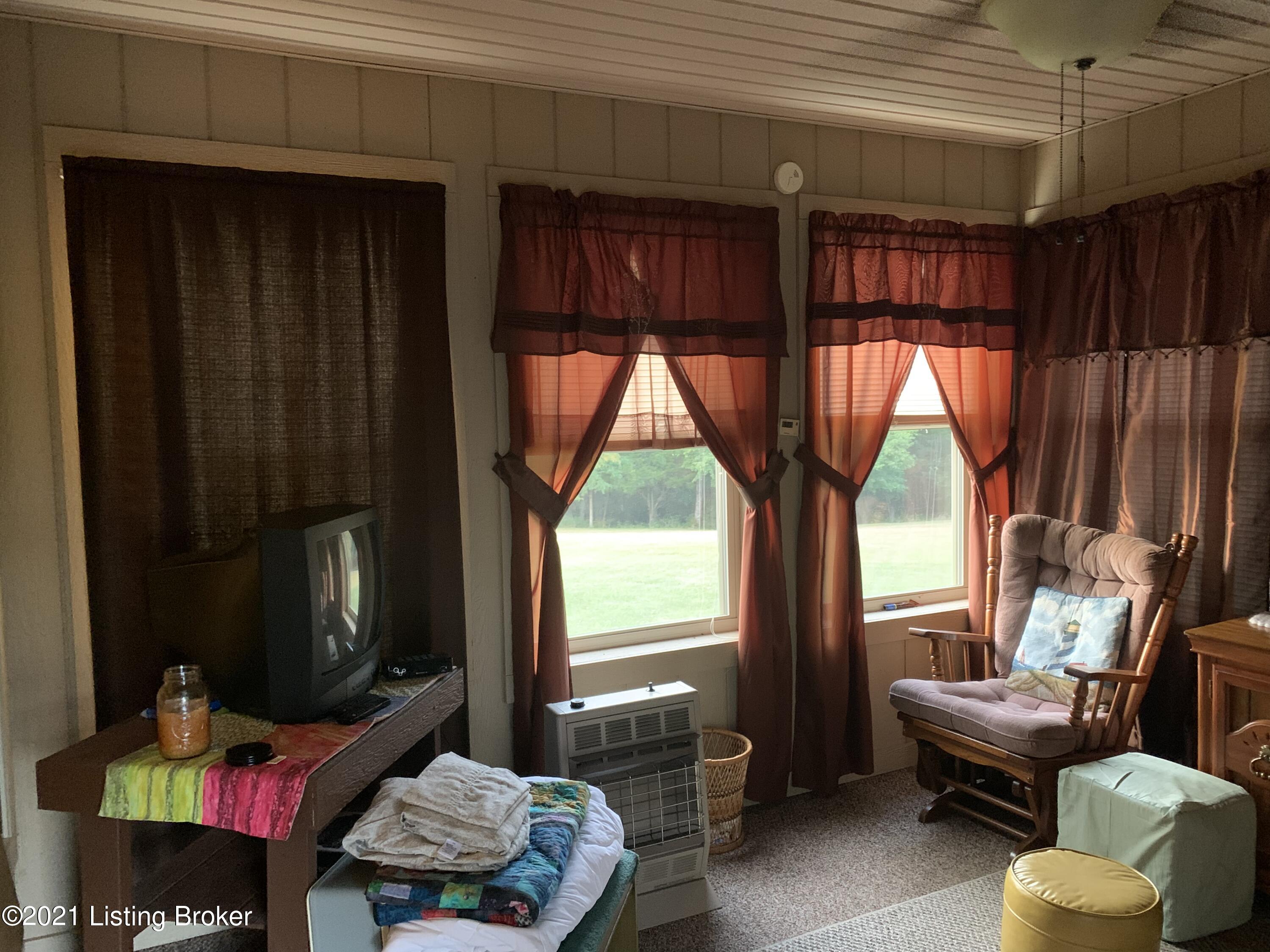 1096 Cecil Noel Road Bloomfield, KY 40008 - Photo 71 of 105 IMG_0514