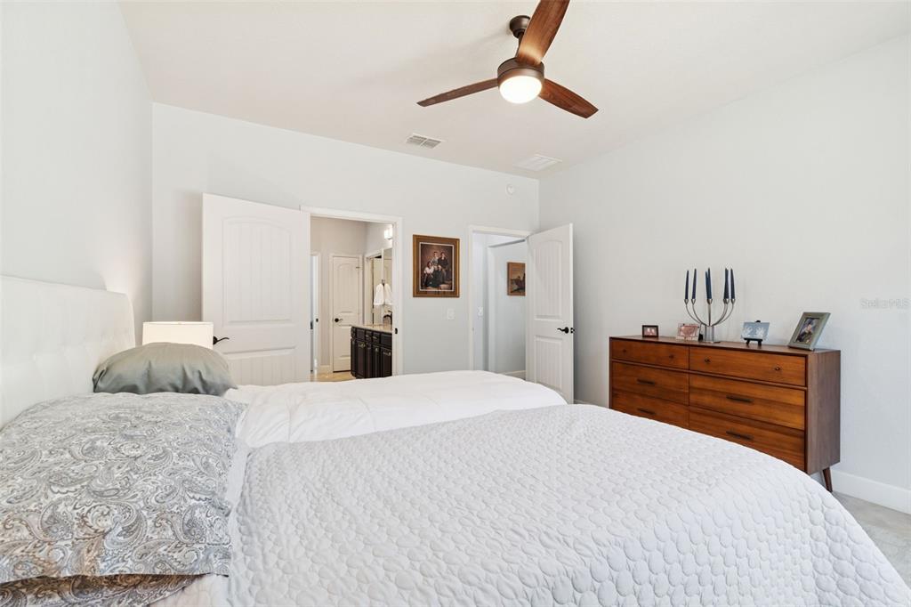 9159 Southwest 70th Loop Ocala, FL 34481 - Photo 16 of 43