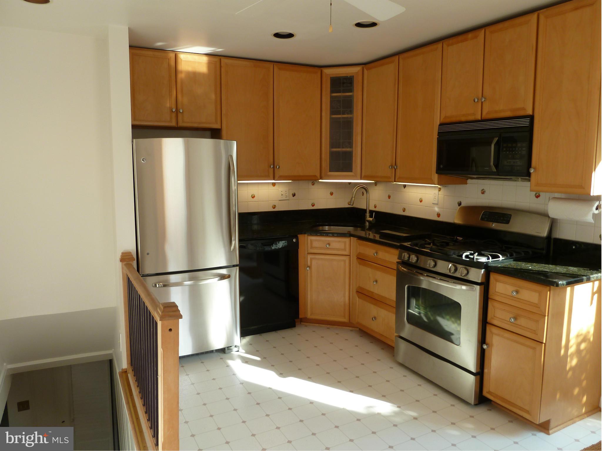 1516 Hanby Street Silver Spring, MD 20902 - Photo 13 of 30 Kitchen