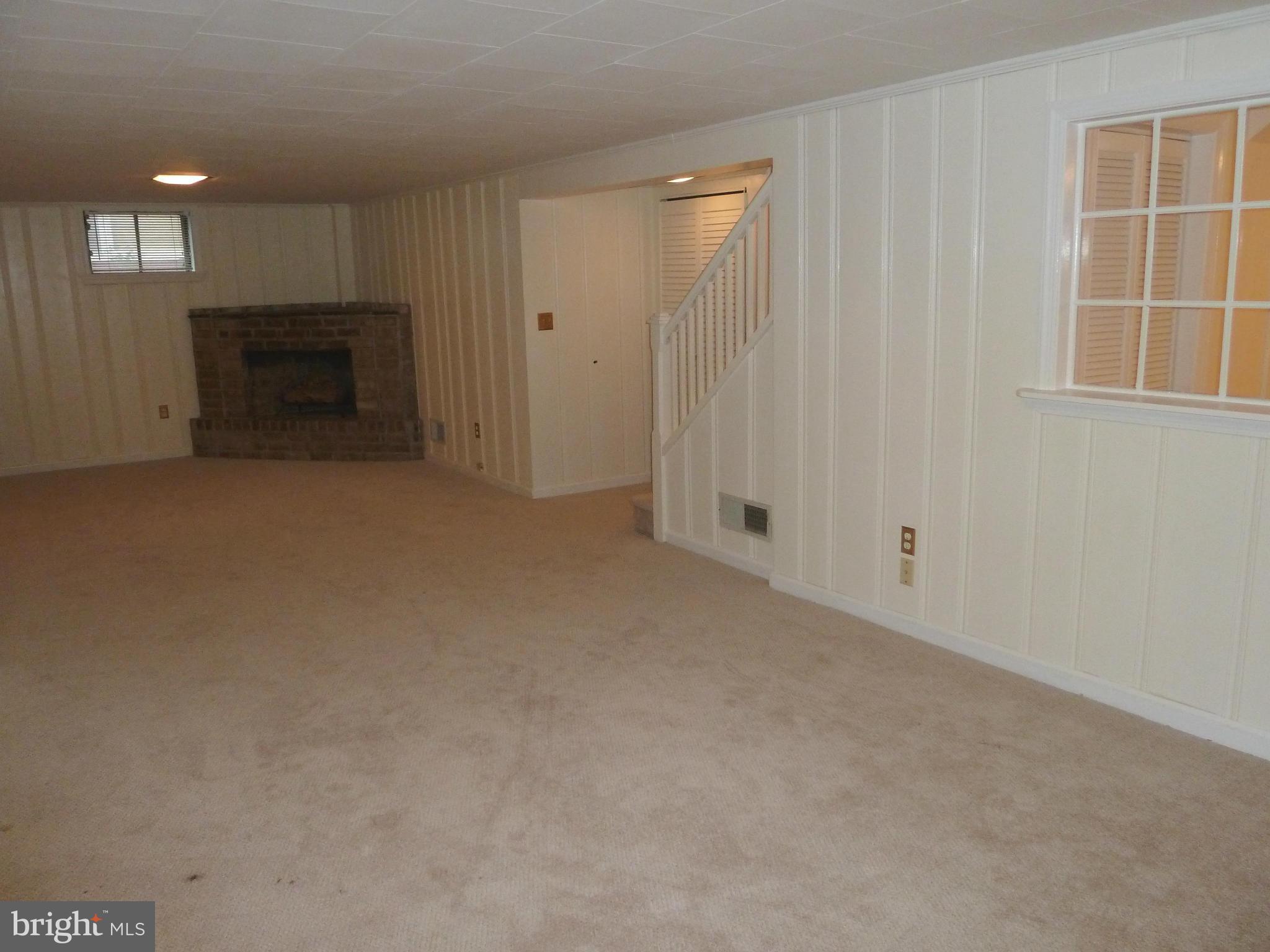 1516 Hanby Street Silver Spring, MD 20902 - Photo 21 of 30 Family Room