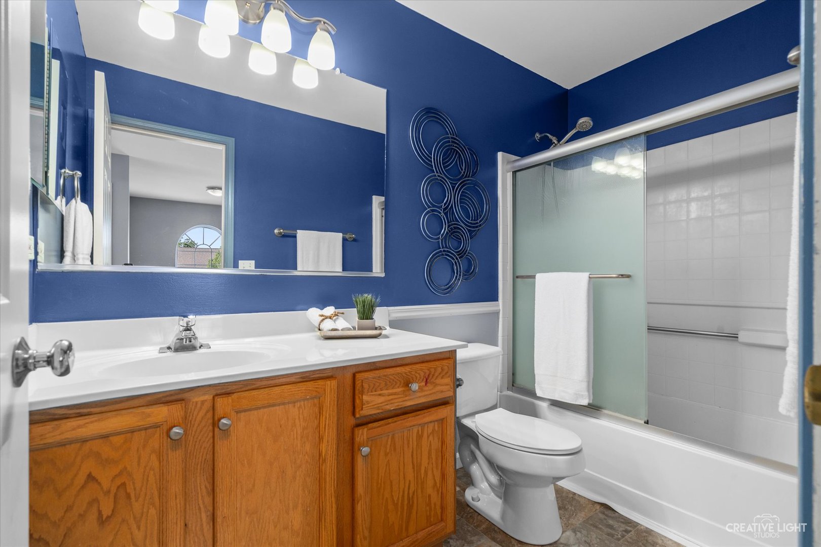 434 Raintree Drive Oswego, IL 60543 - Photo 21 of 43 Gallery Image 21