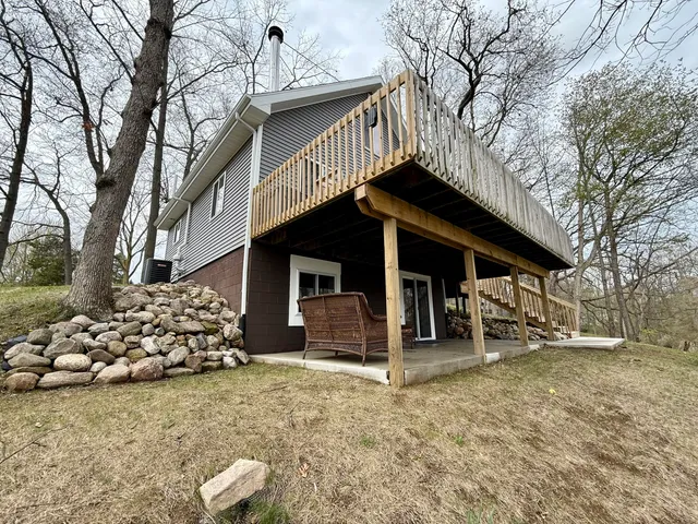 $4,500 | 10911 Woodbrook Drive, Cement City, MI 49233