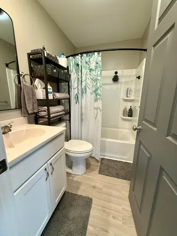 $4,500 | 10911 Woodbrook Drive, Cement City, MI 49233