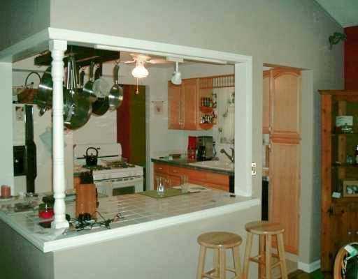 3689 School Road Murrysville, PA 15668 - Photo 3 of 8 Kitchen.