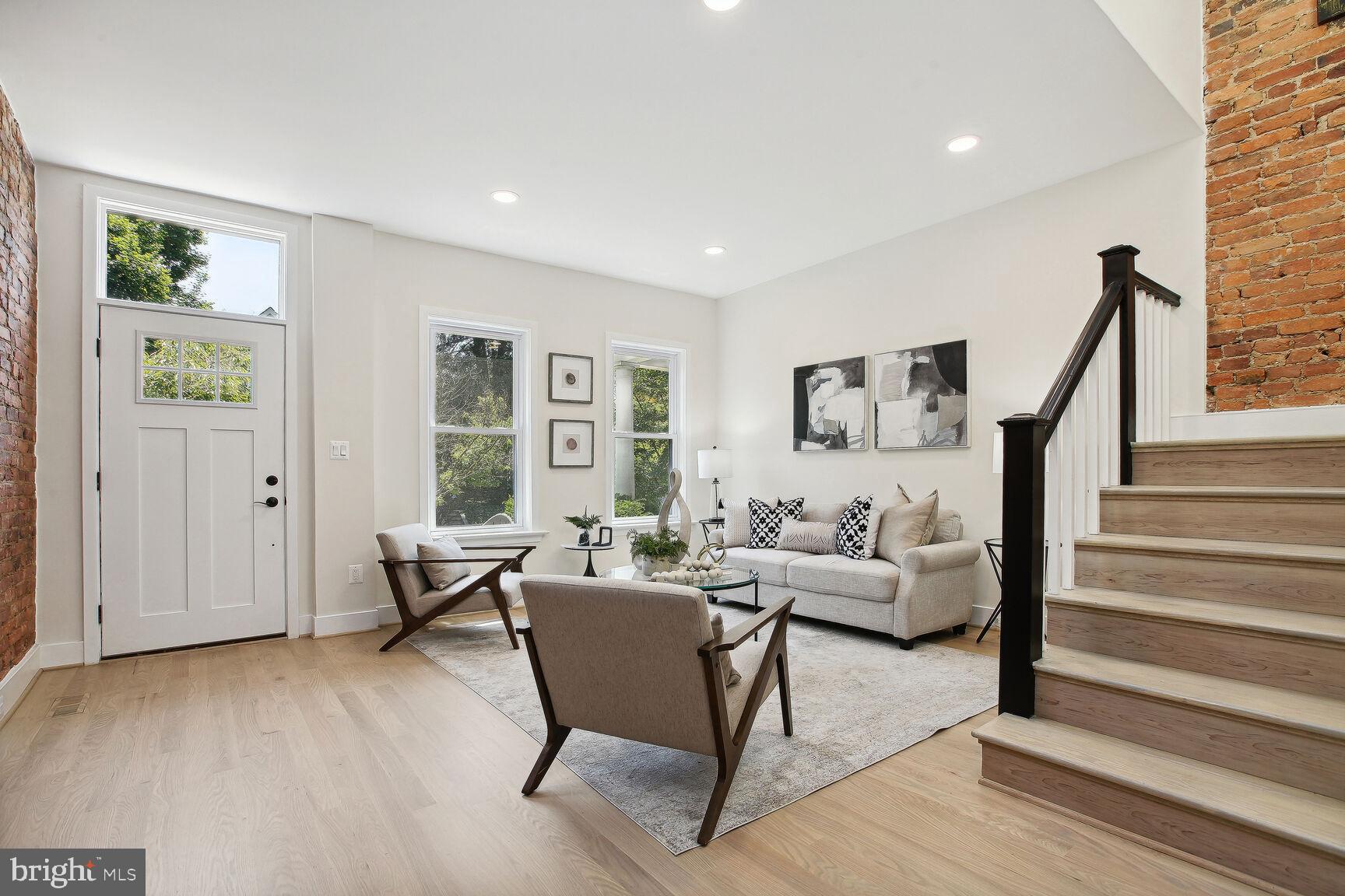 3543 S Street Northwest Washington, DC 20007 - Photo 3 of 31 Entry living room with 9 foot ceilings