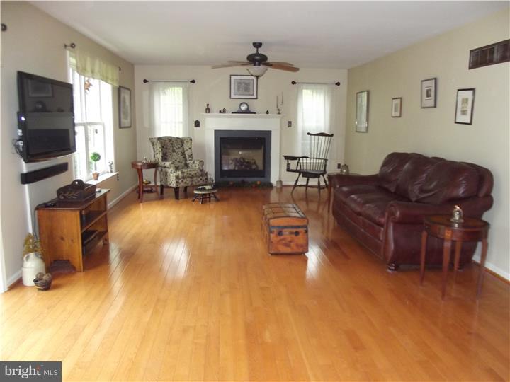 1802 Huffs Church Road Barto, PA 19504 - Photo 5 of 25 Gallery Image 5