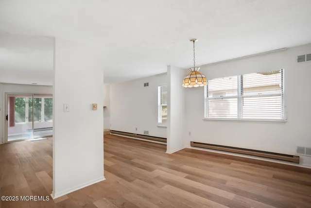 $2,200 | 327 Concord Court, Little Egg Harbor, NJ 08087