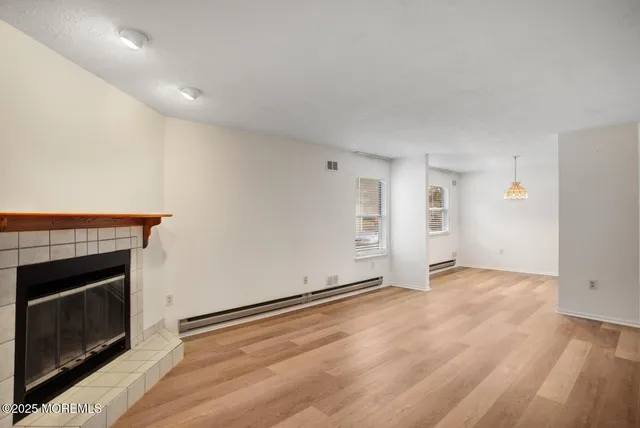 $2,200 | 327 Concord Court, Little Egg Harbor, NJ 08087