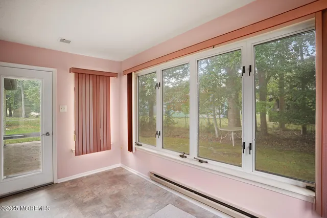 $2,200 | 327 Concord Court, Little Egg Harbor, NJ 08087