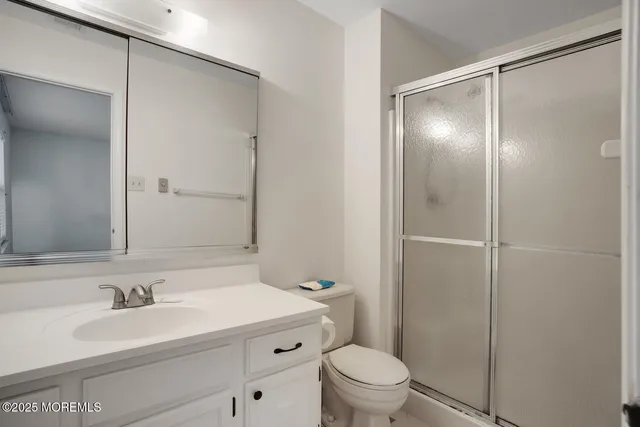 $2,200 | 327 Concord Court, Little Egg Harbor, NJ 08087