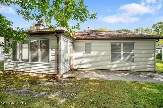 $2,200 | 327 Concord Court, Little Egg Harbor, NJ 08087