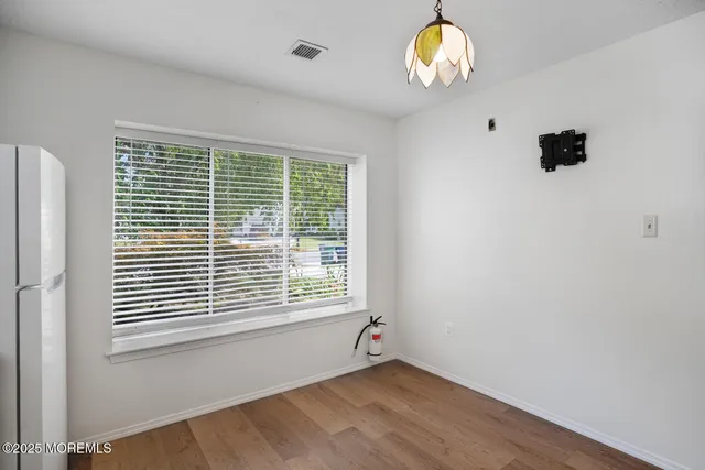 $2,200 | 327 Concord Court, Little Egg Harbor, NJ 08087