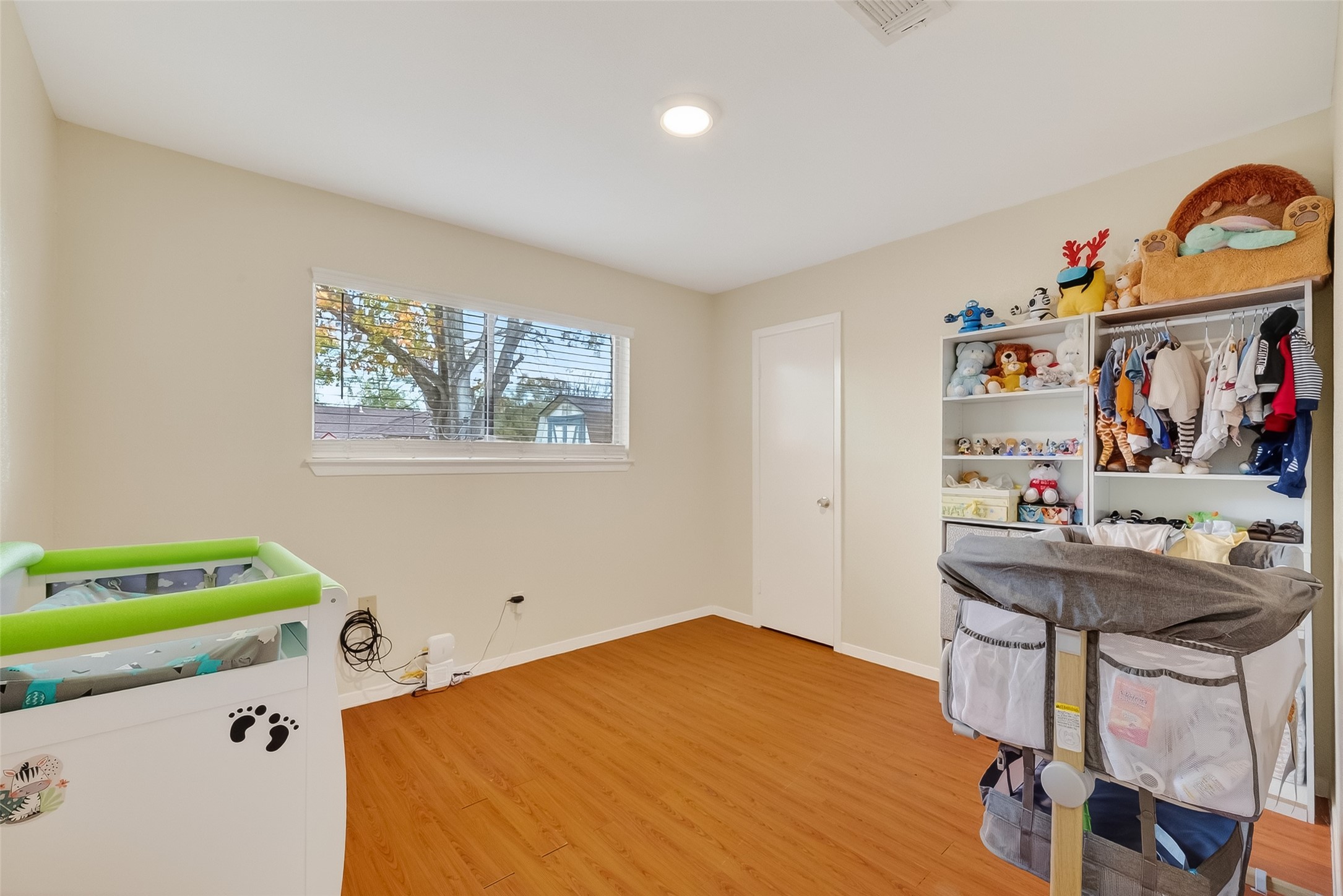 9634 Windswept Lane Houston, TX 77063 - Photo 26 of 45