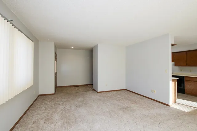 $229,900 | 555 Graham Street Southwest, Hutchinson, MN 55350