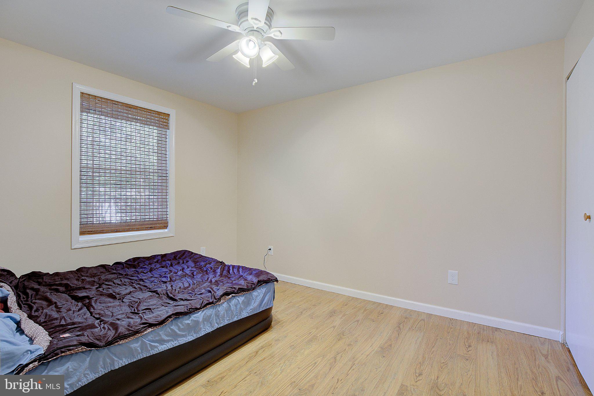 1718 Ridgely Road Edgewater, MD 21037 - Photo 6 of 19 Bright and airy bedroom retreat.