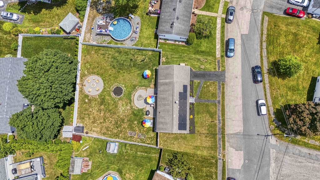 98 Quail Hollow Road Cranston, RI 02920 - Photo 25 of 25 Gallery Image 25