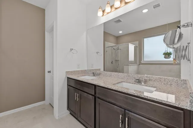 $2,400 | 7703 Cowdray Lane, Fulshear, TX 77441