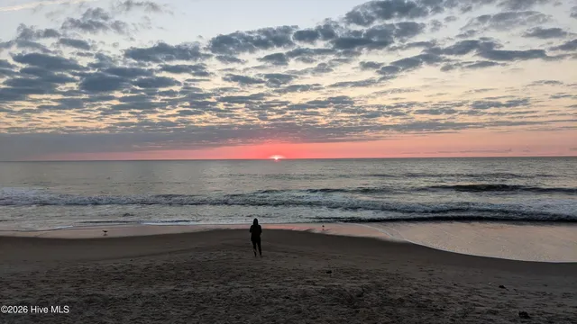 $795,000 | 403 Alabama Avenue, Unit B, Carolina Beach, NC 28428