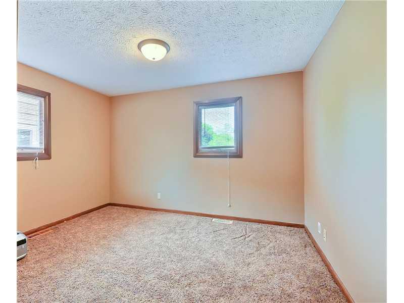 210 North Bluff Road Greenwood, IN 46142 - Photo 16 of 21 Gallery Image 16