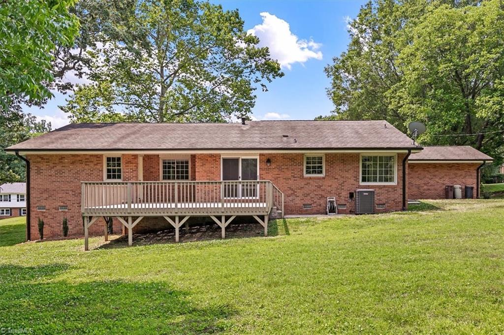 5700 Fleming Terrace Road Greensboro, NC 27410 - Photo 33 of 46