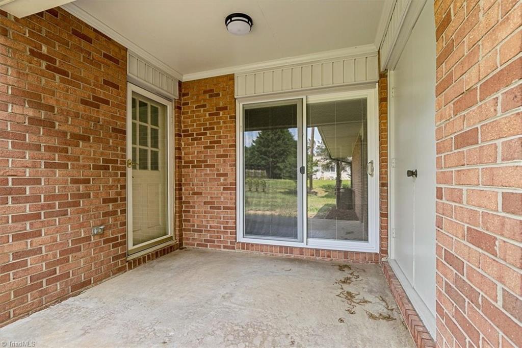 5700 Fleming Terrace Road Greensboro, NC 27410 - Photo 34 of 46