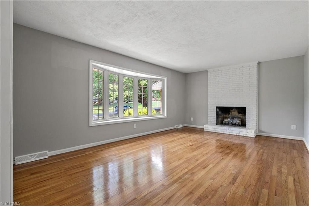 5700 Fleming Terrace Road Greensboro, NC 27410 - Photo 4 of 46