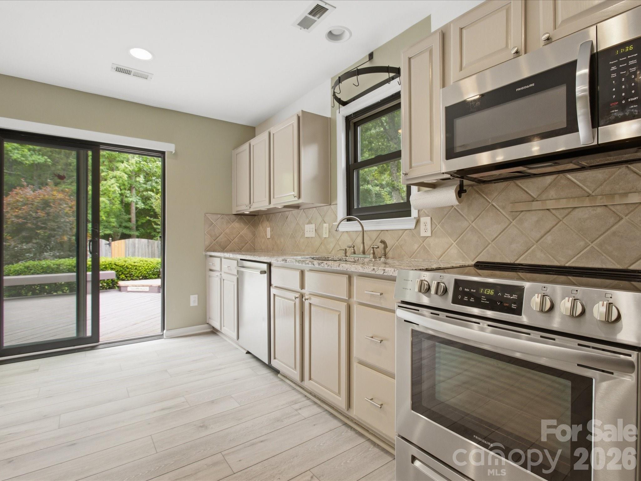 1102 Slate Ridge Road Matthews, NC 28104 - Photo 20 of 32