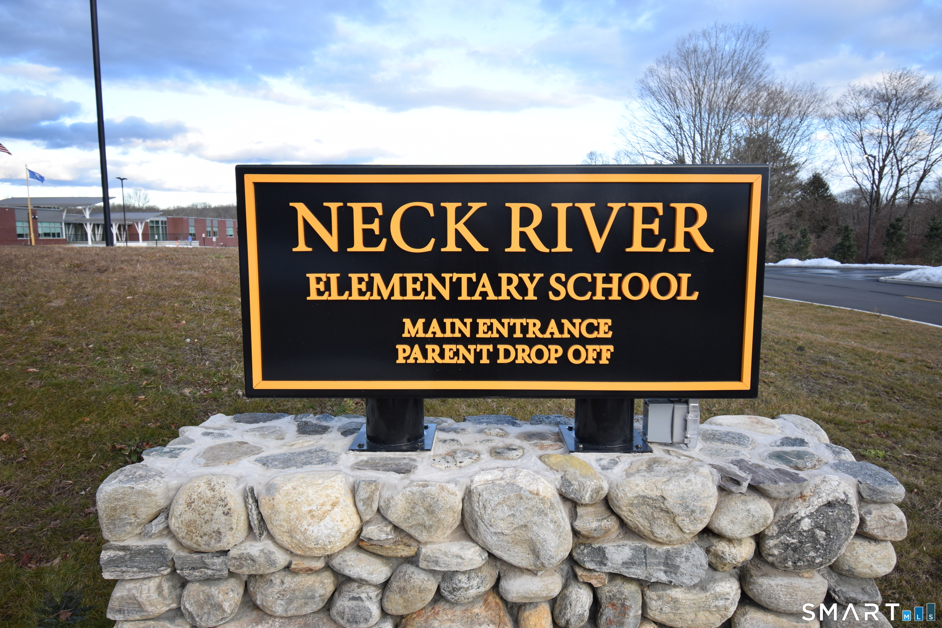 300 Mungertown Road Madison, CT 06443 - Photo 17 of 19