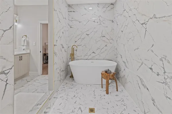 $3,400 | 141 Sandpiper Lane, Lake Charles, LA 70607