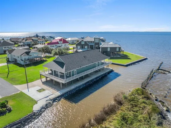 $3,400 | 141 Sandpiper Lane, Lake Charles, LA 70607