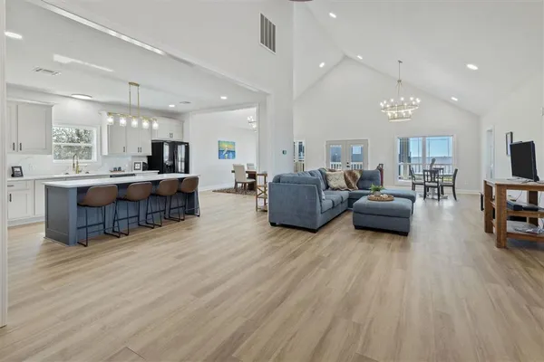 $3,400 | 141 Sandpiper Lane, Lake Charles, LA 70607