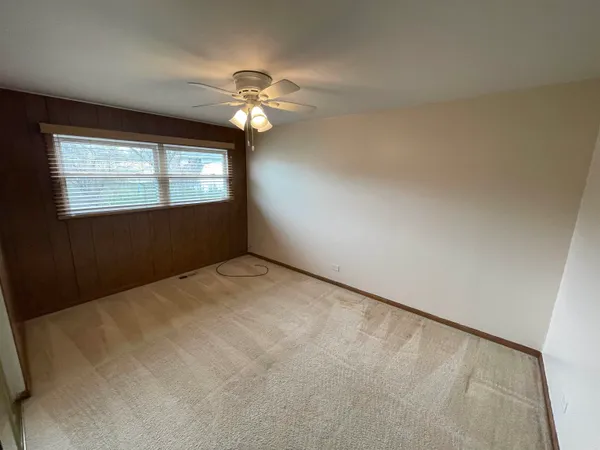 $435,900 | 900 Georgean Lane, Schaumburg, IL 60193