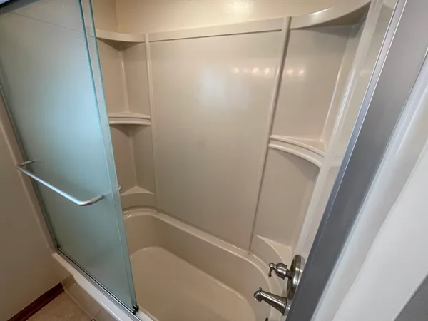 $435,900 | 900 Georgean Lane, Schaumburg, IL 60193