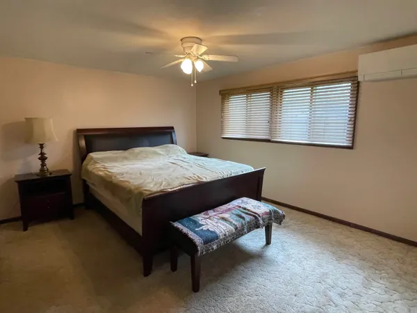 $435,900 | 900 Georgean Lane, Schaumburg, IL 60193