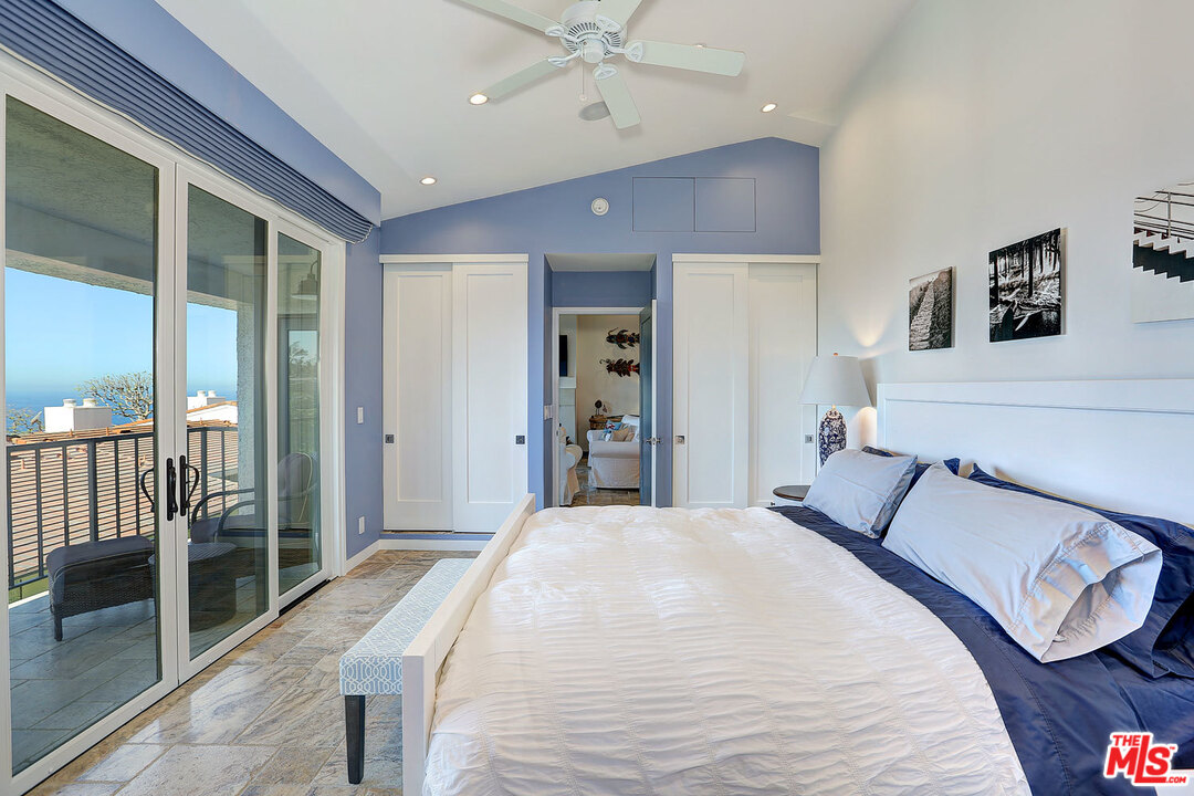 6813 Seawatch Lane Malibu, CA 90265 - Photo 14 of 30