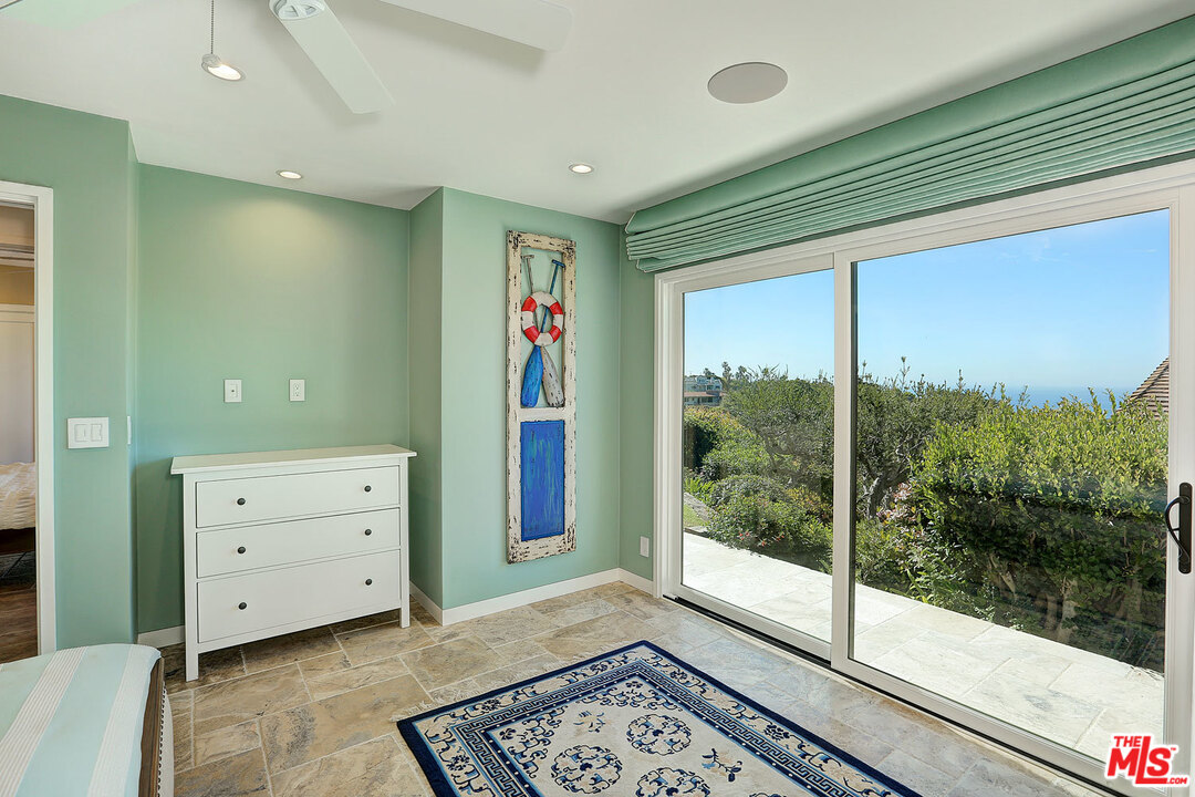 6813 Seawatch Lane Malibu, CA 90265 - Photo 17 of 30