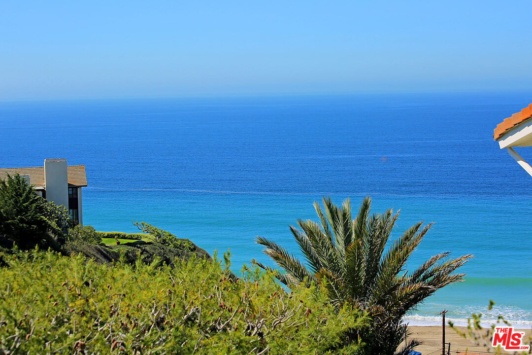 6813 Seawatch Lane Malibu, CA 90265 - Photo 23 of 30