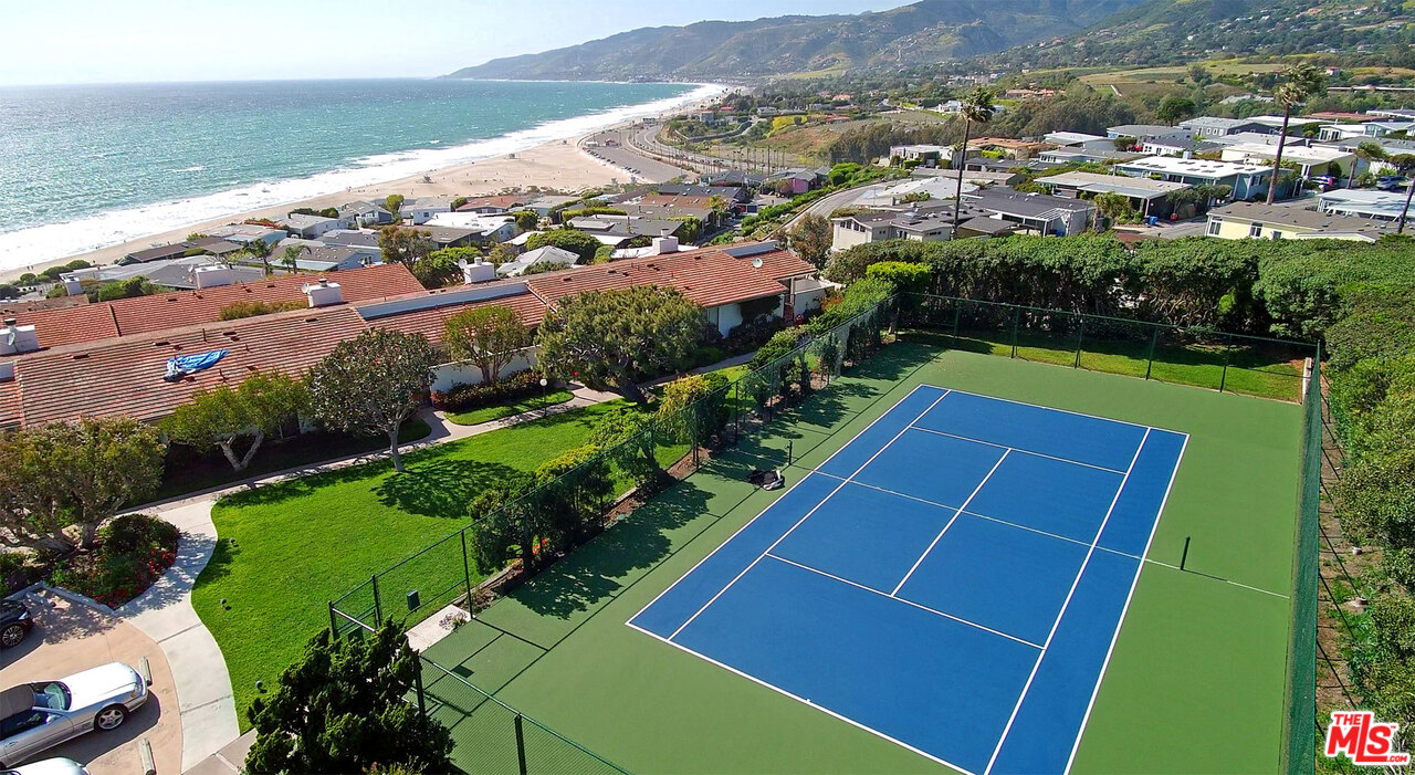 6813 Seawatch Lane Malibu, CA 90265 - Photo 29 of 30