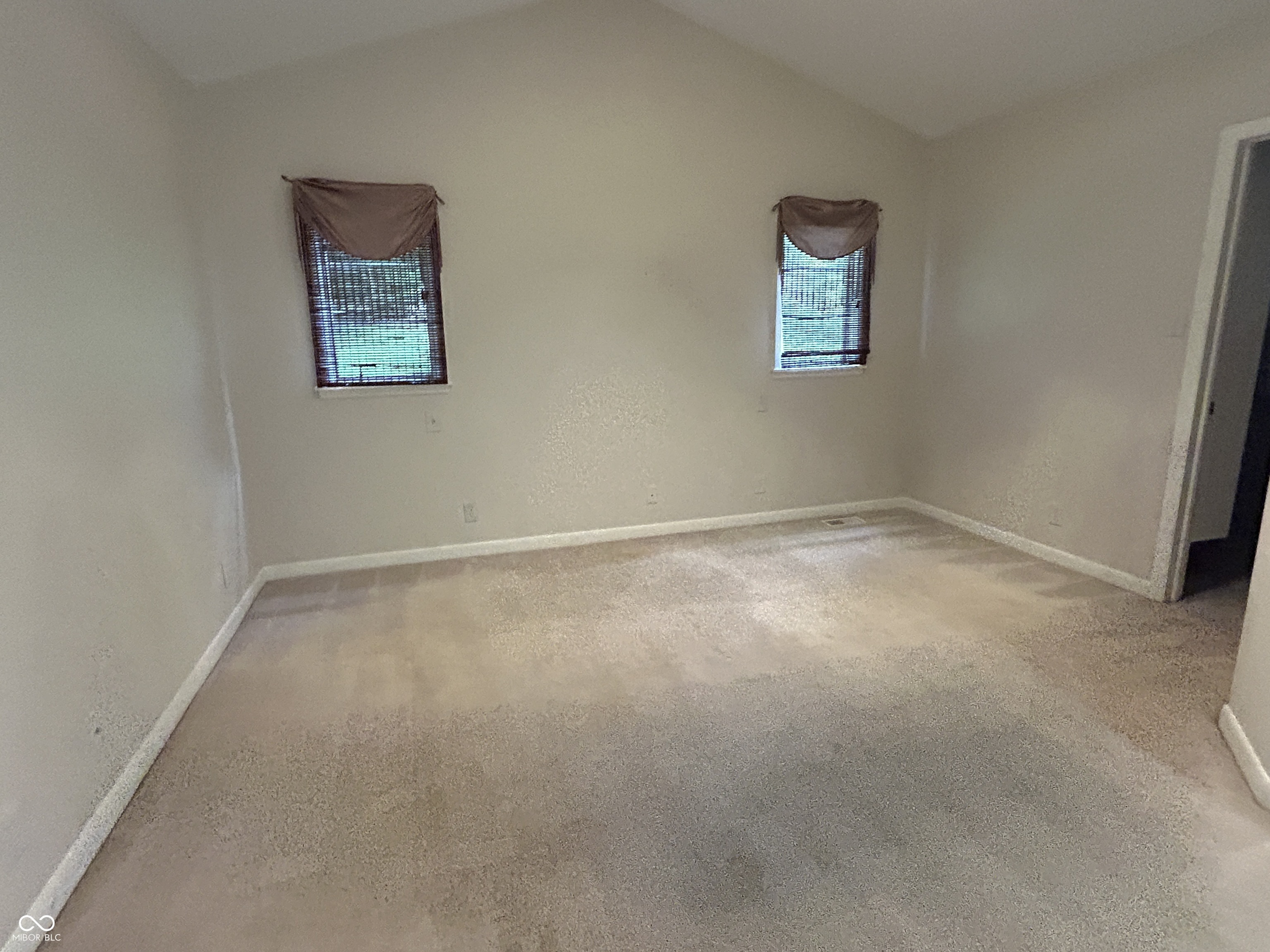 5648 Rolling Ridge Road Indianapolis, IN 46220 - Photo 18 of 21