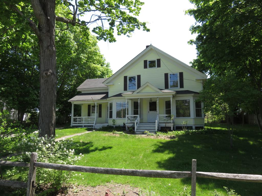 297 Winnacunnet Road Hampton, NH 03842 - Photo 2 of 17