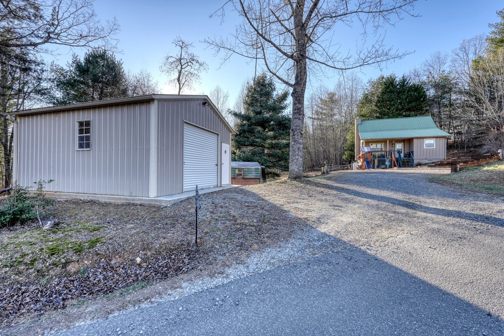 531 Wikle Road Hayesville, NC 28904 - Photo 2 of 46 Gallery Image 2