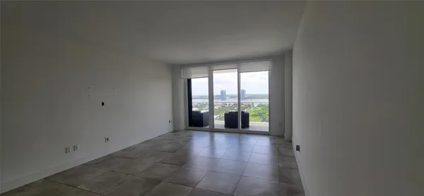 $8,950 | 2600 East Island Boulevard, Unit 1603, Aventura, FL 33160