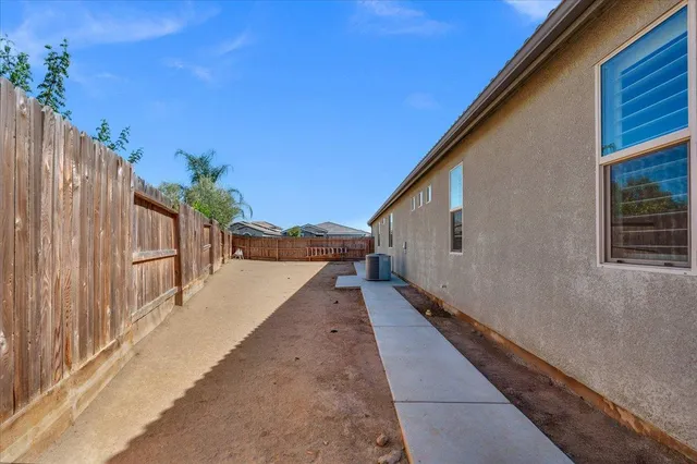 $520,000 | 3833 Hannah Lane, Clovis, CA 93619