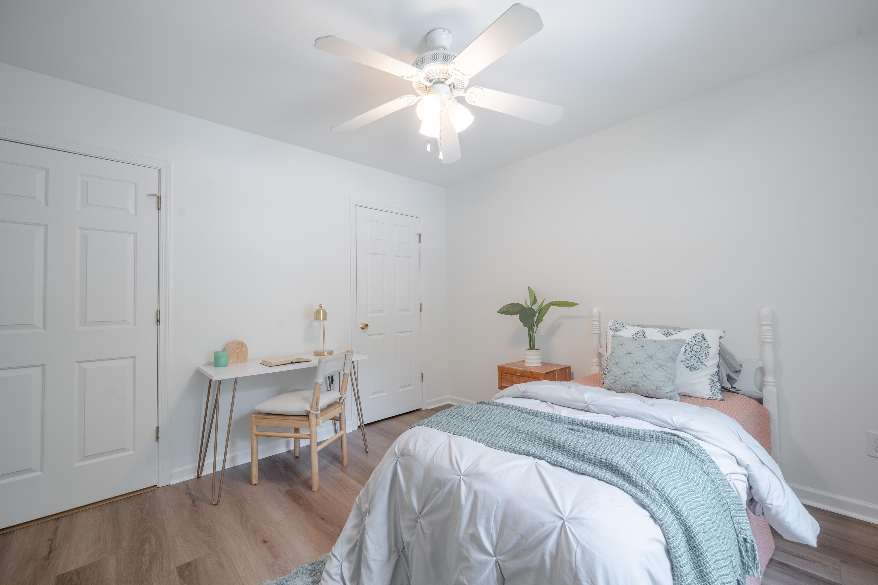 1687 Dexter Lane Charleston, SC 29412 - Photo 14 of 27 Guest Bedroom
