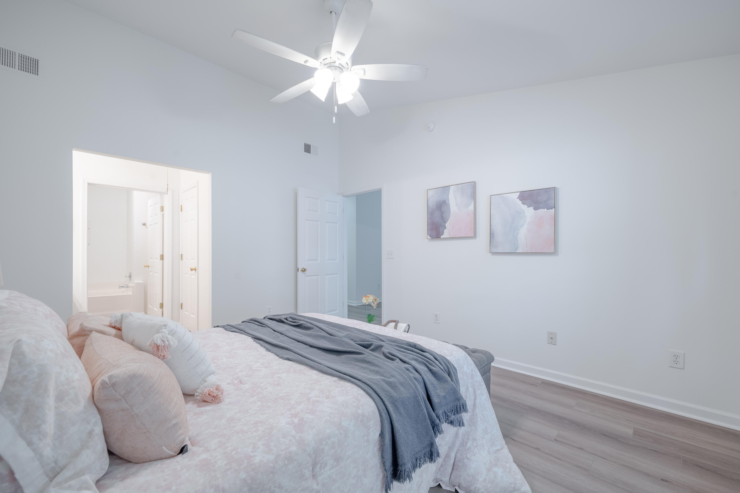 1687 Dexter Lane Charleston, SC 29412 - Photo 10 of 27 Primary Bedroom to Bathroom