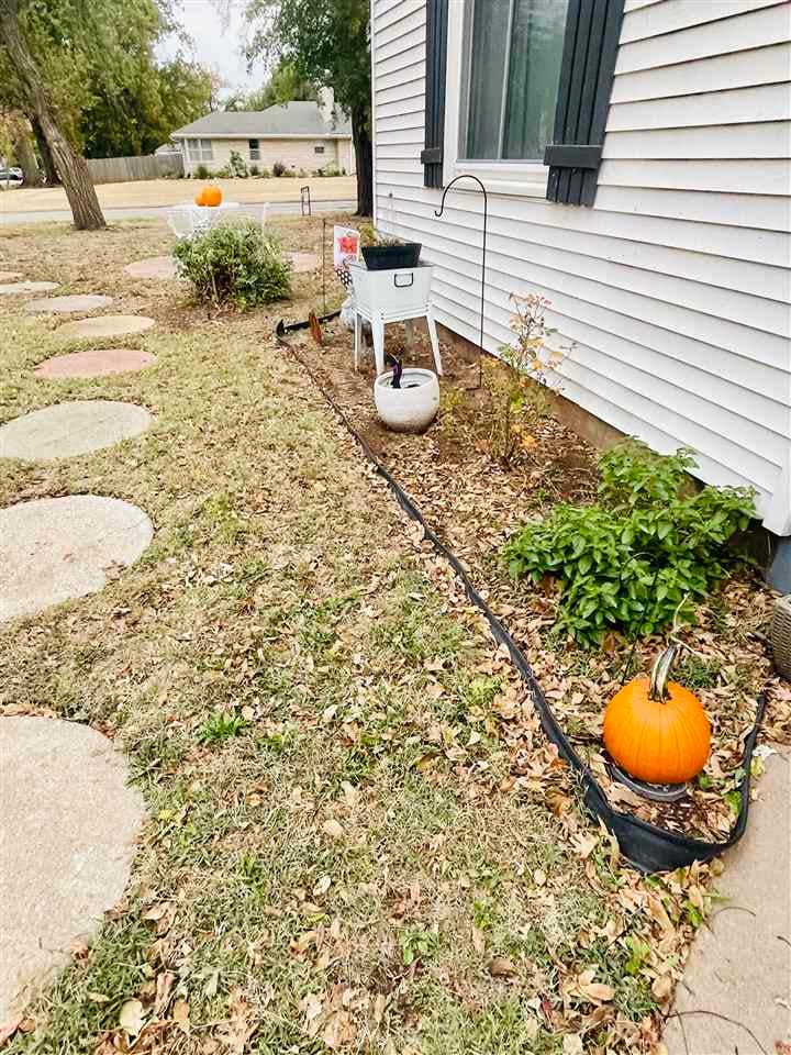 1001 10th Street Perry, OK 73077 - Photo 3 of 34 Gallery Image 3
