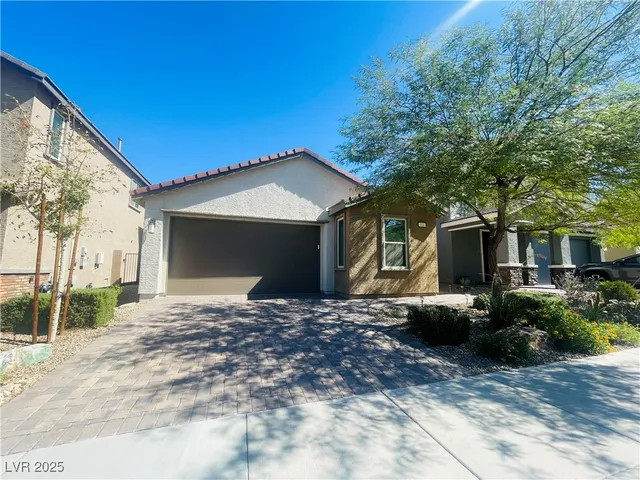 $2,795 | 930 Bayberry Ridge Street, Henderson, NV 89052