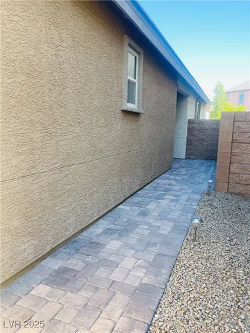 $2,595 | 930 Bayberry Ridge Street, Henderson, NV 89052